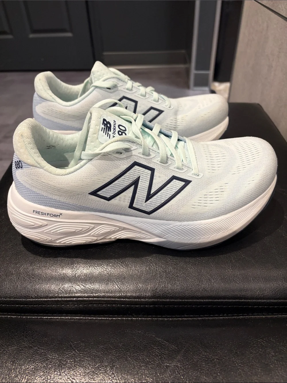 New Balance Women's Running Shoes 880 size 8 D (wide) in Mint